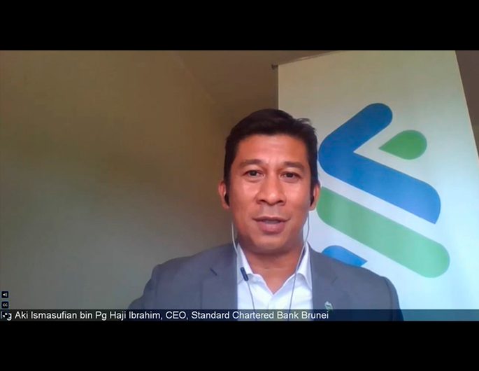 Standard Chartered shares Global Outlook for H1 2022