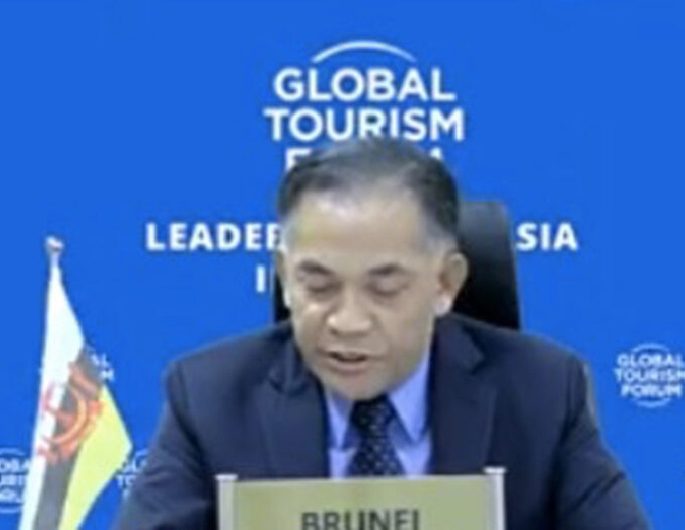 Tourism leaders talks on future of tourism, policies in summit
