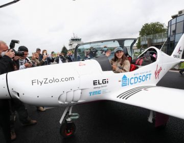 Flying solo, 19-year-old woman takes off on round-the-world record bid