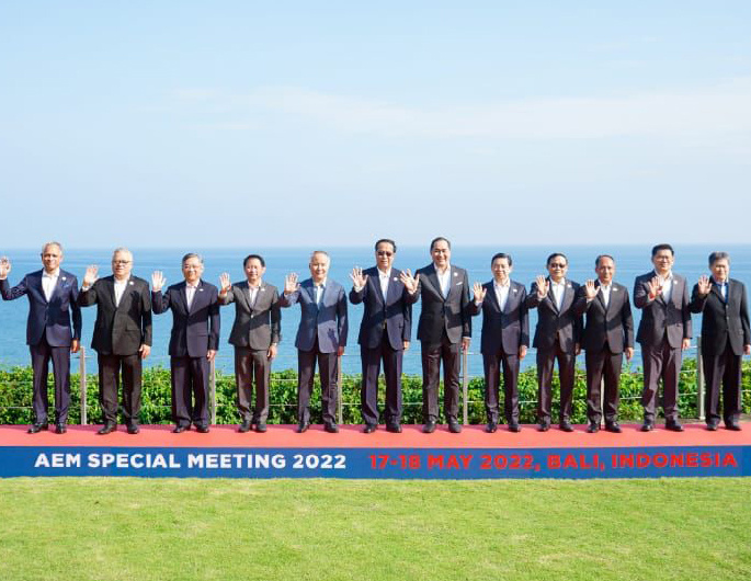 ASEAN economic ministers address issues on recovery efforts in special meeting