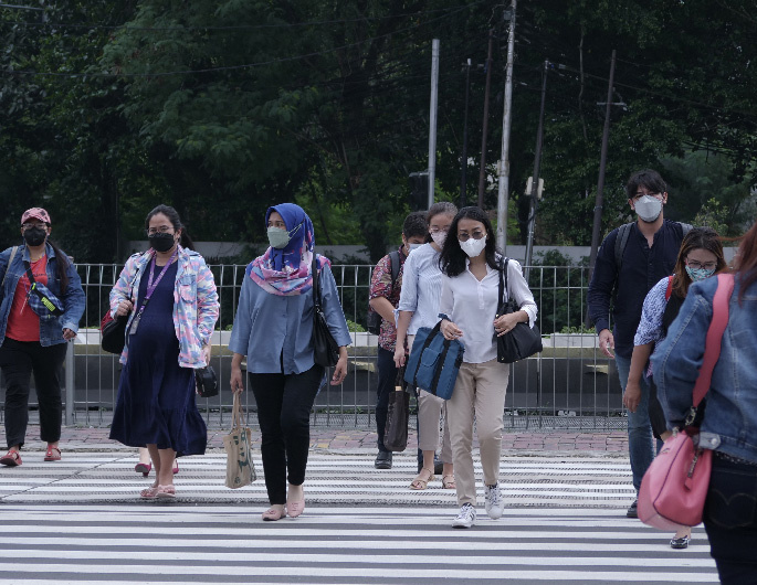 Indonesia to drop outdoor mask mandate as COVID infections drop