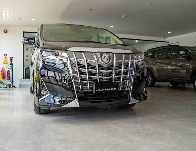 Toyota Alphard: An ideal family car designed with elegance and comfort