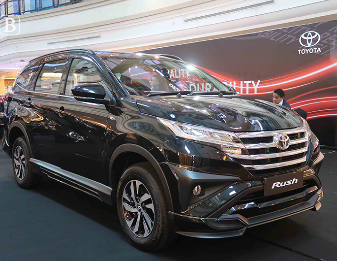 NBT Brunei showcases black edition Toyota models at The Mall