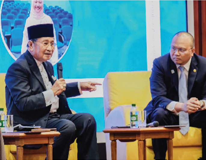 Ministers share insights on leadership at youth town hall