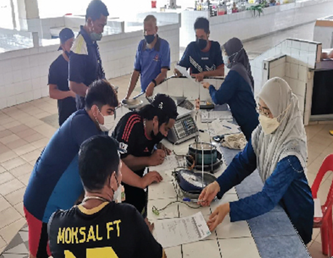 MoFE conducts mobile station verification service on measuring and weighing machines
