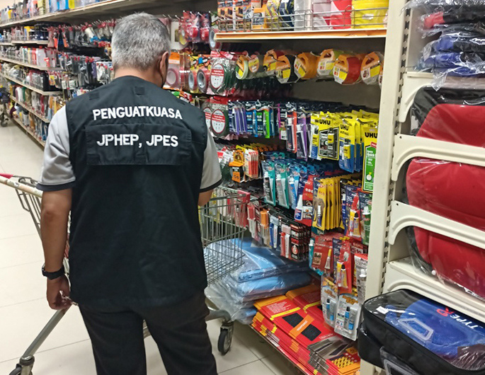 DEPS: Three retail stores issued with compound, warnings