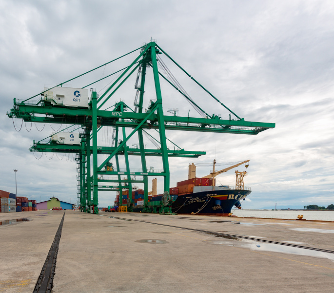 Muara Port receives maiden call from feeder vessel M.V. Supa Bhum