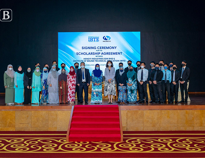Hengyi Industries award 108 students with scholarships