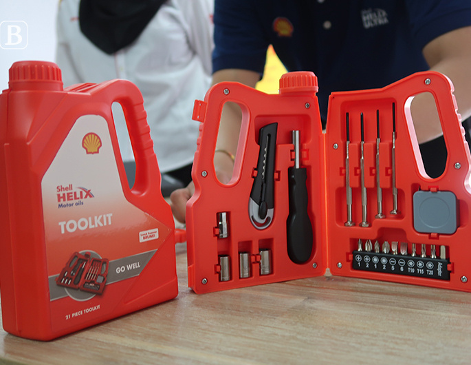 BSM gives away limited-edition Shell Helix Toolkit