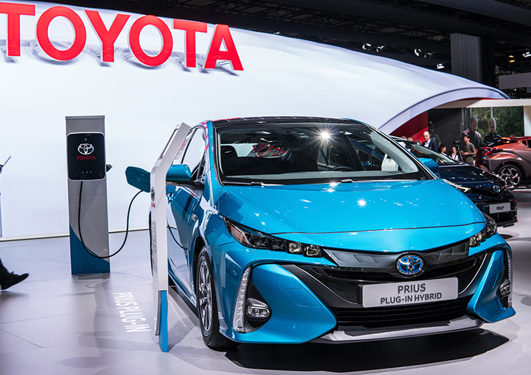 Toyota revamps Prius in bid to give hybrids back their halo