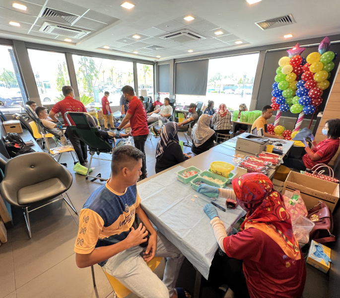 McDonald’s Brunei collects over 100 pints of blood