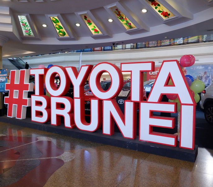 Toyota Brunei hosts Ceria Together roadshow