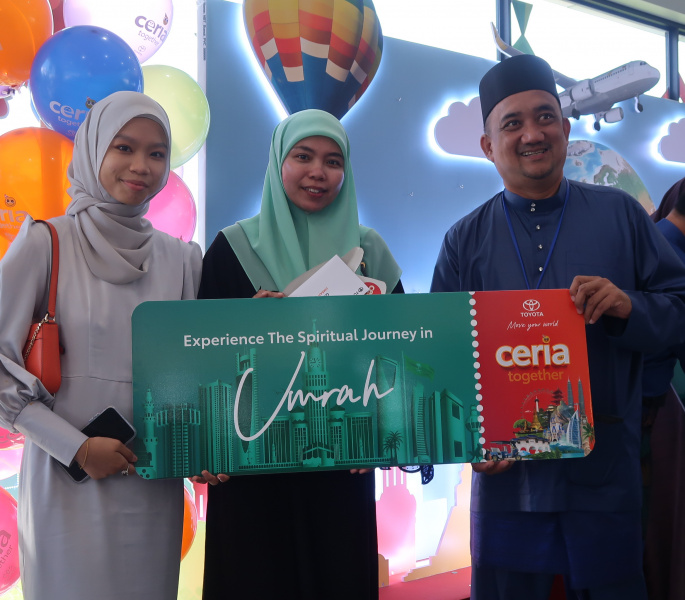 NBT customer wins Umrah tour package
