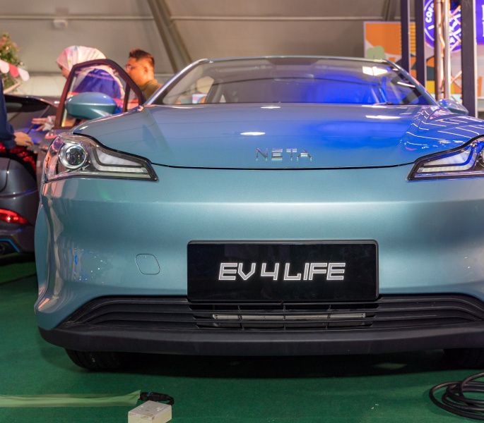 Berjaya debuts e-SUV Neta V at Consumer Fair
