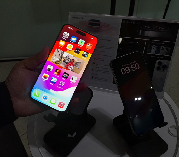 DST unveils attractive Mobi Bundles for iPhone 15 models