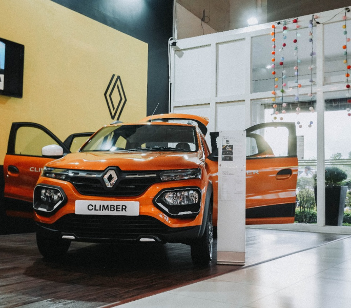 Maju Motors opens first Renault Auto Gallery in Rimba Point