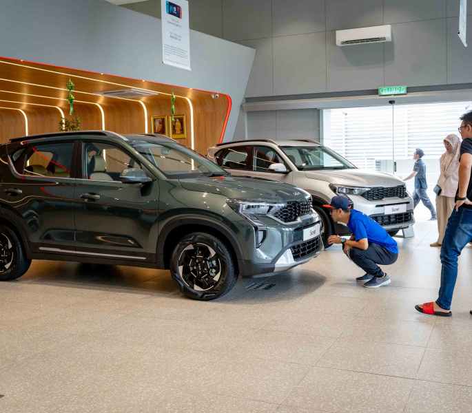 Grand Motors unveils refreshed Kia Sonet and Picanto