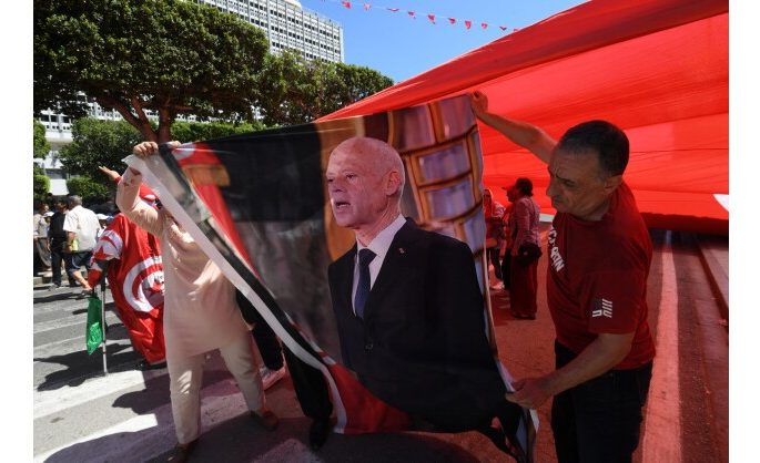 Tunisia’s struggling economy puts democracy at risk, Democracy News Alliance study finds