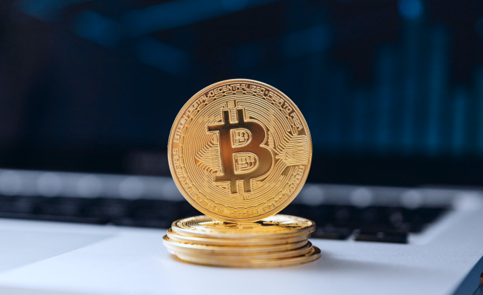 Trading crypto pairs: global broker Octa’s guide