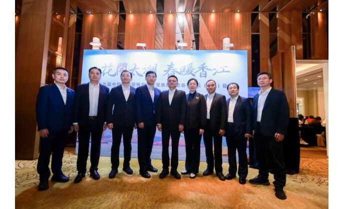 Wuxi’s Flower Festival Blooms in Hong Kong