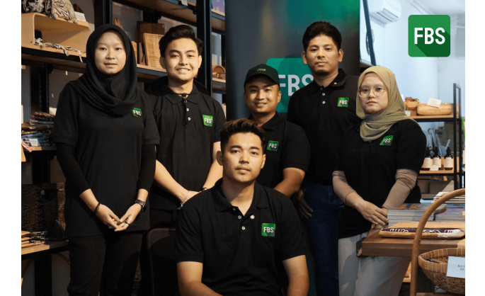 FBS Partners With Dignity for Children Foundation to Spread Holiday Cheer With Christmas Gift-A-Meal Campaign