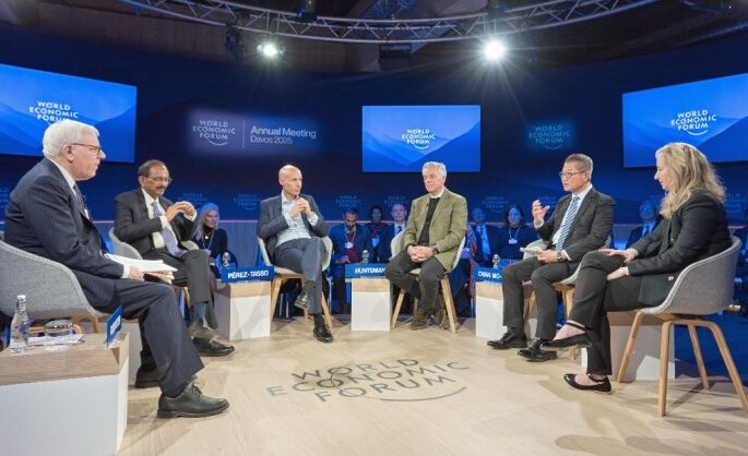 Hong Kong Wraps Up Valuable Participation at WEF Annual Meeting