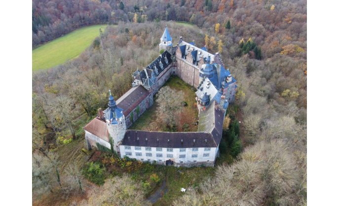 Rammelburg Castle as a potential residence for Elon Musk – invitation to visit