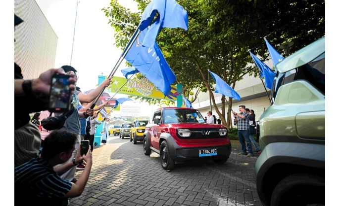 VinFast delivered 400 VF 3 to Indonesian dealers and customers within two months of launch