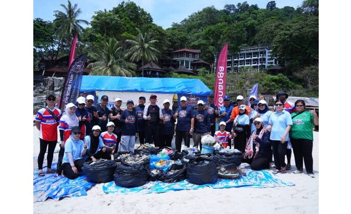 Kenanga Investors Leads Phase 3 Of Dive Against Debris Initiative