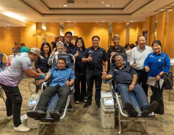 Over 100 roll up sleeves for a good cause