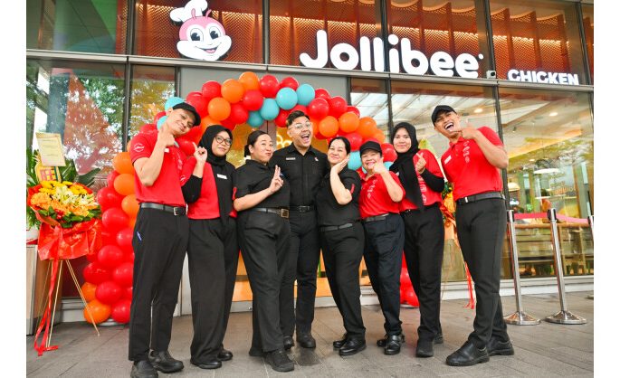 Jollibee Named Best in Customer Service Among Fast Food Chains in Singapore