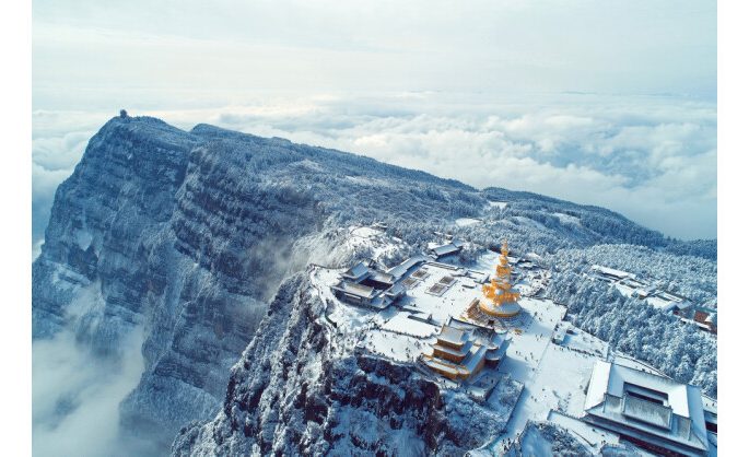 The 27th Mountain Emei Ice, Snow & Hot Spring Season Invites Global Visitors to “Enjoy Winter Fun”