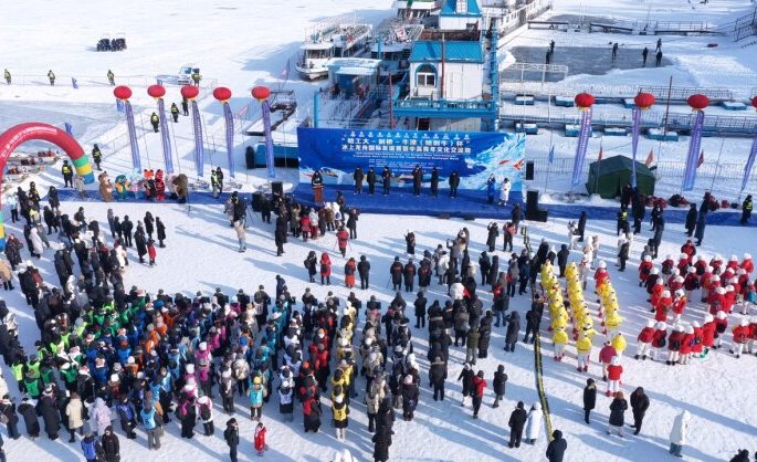 Racing across frozen rivers, uniting youth worldwide: a glimpse into HIT’s inaugural ice dragon boat race with Oxford and Cambridge