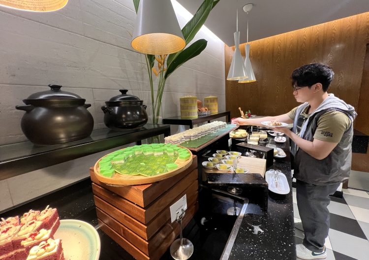 A delectable sungkai spread at Radisson Hotel