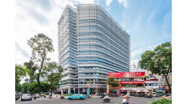 daikin’s-new-head-office-building-in-vietnam-conceptualized-and-designed-by-nikken-sekkei,-has-achieved-the-world’s-first-three-platinum-certifications-for-environmental-and-health-standards
