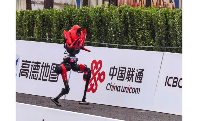 China Unicom and Huawei Elevate Beijing E-Town Race-Day Experiences with 5G-A GigaUplink