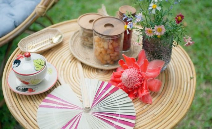 TAT unveils the inspiration behind “feel all the feelings,” showcasing “LISA’s” attire and local artisanal products intertwining Thai heritage and culture within every scene