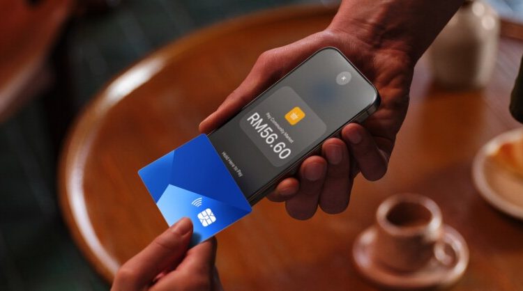 fiuu-now-offers-tap-to-pay-on-iphone-for-merchants-in-malaysia-to-accept-contactless-payments