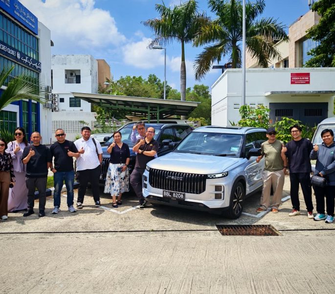 Behind the wheel of the Jaecoo J7 Petrol