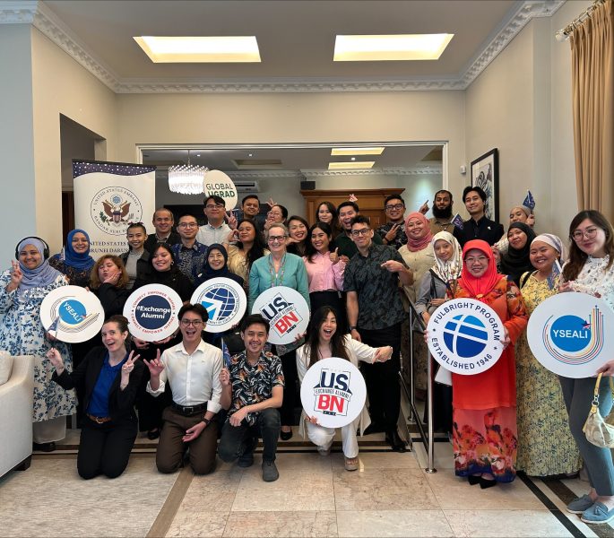 U.S. Ambassador hosts farewell reception for Bruneian alumni in U.S. exchange programs