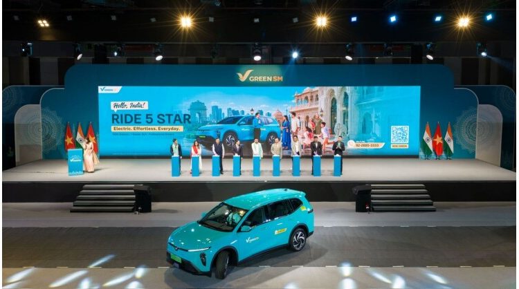 green-sm-launches-green-sm-limo,-a-fully-electric-taxi-service-in-india