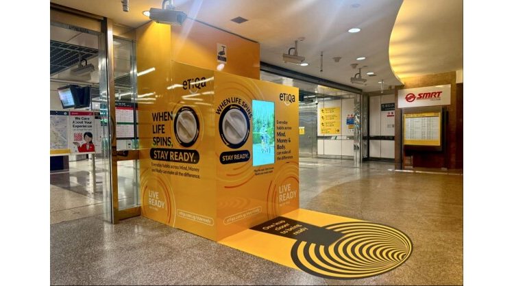 etiqa-insurance-singapore-brings-everyday-readiness-to-public-spaces-through-“when-life-spins,-stay-ready”-campaign